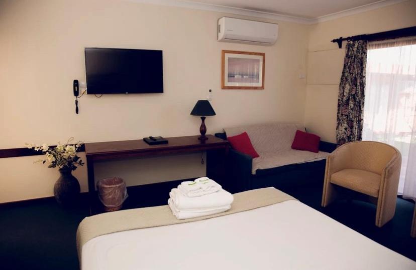 The Miners Rest Motel Kalgoorlie Bagian luar foto
