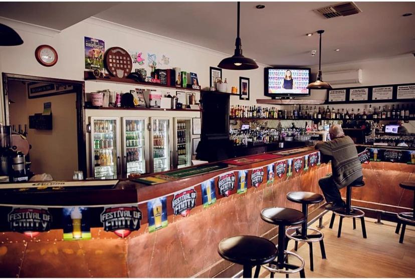 The Miners Rest Motel Kalgoorlie Bagian luar foto