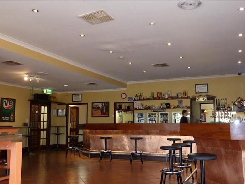 The Miners Rest Motel Kalgoorlie Bagian luar foto